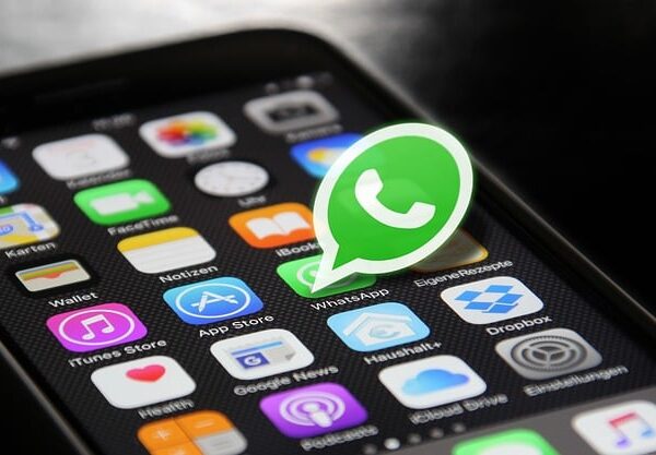 Russia Threatens to Ban WhatsApp